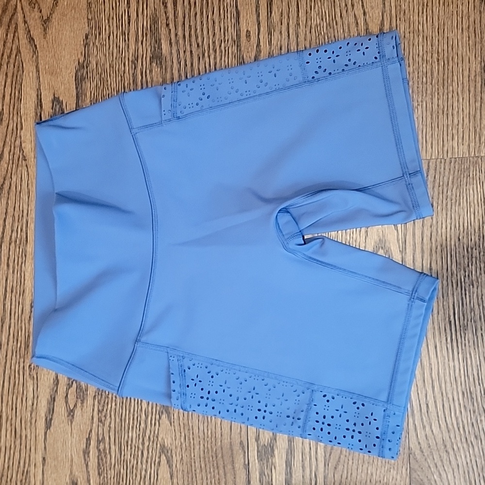 Aerie chill play move shorts